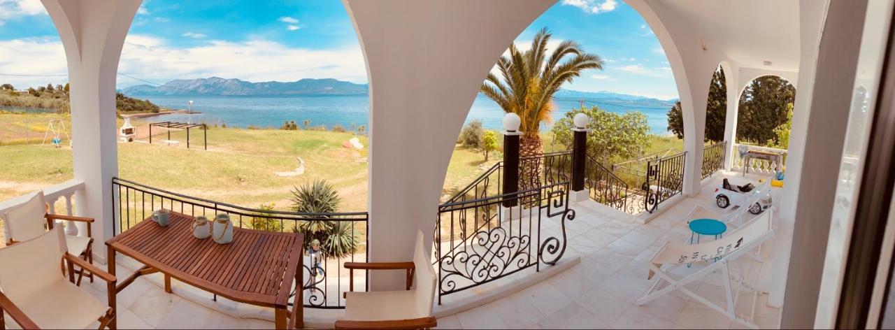 ChalkísMagic House At Halkida 1M From The Beach!アパートメント エクステリア 写真
